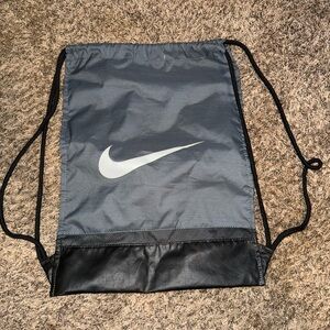 Nike Gray and Black Drawstring Bag